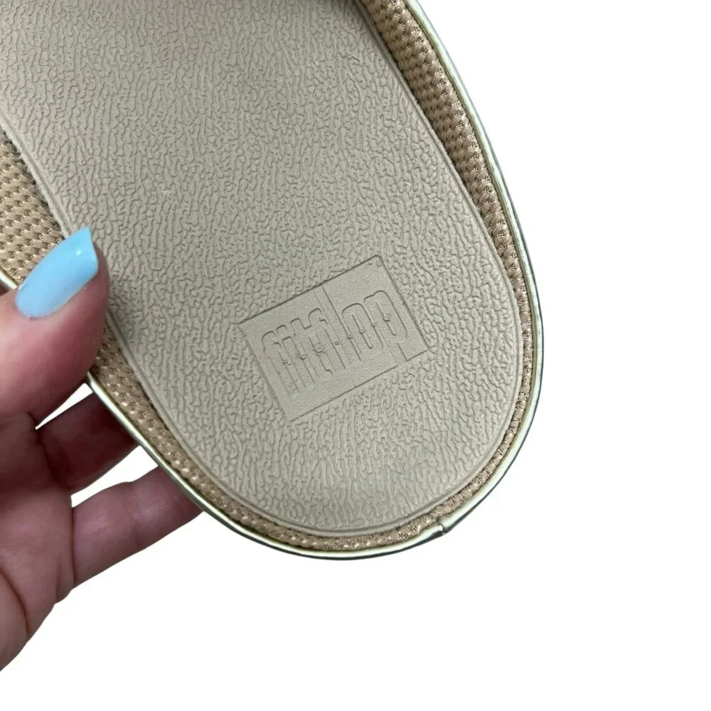 NWT Fitflop Ringer Leather Gold Metallic thong women's wedge sandals size 10